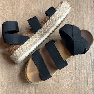 Steve Madden platform sandals